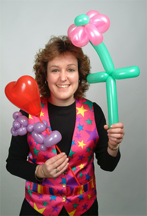 Balloon Twisting & Modelling by Nikki